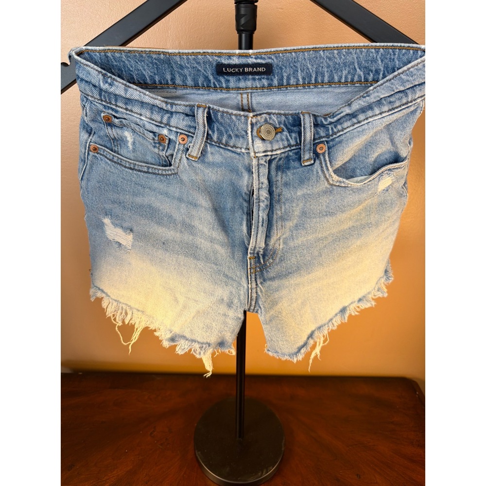 Lucky Brand Relaxed Short Light Wash Distressed Denim Cut Off Jean Shorts Womens